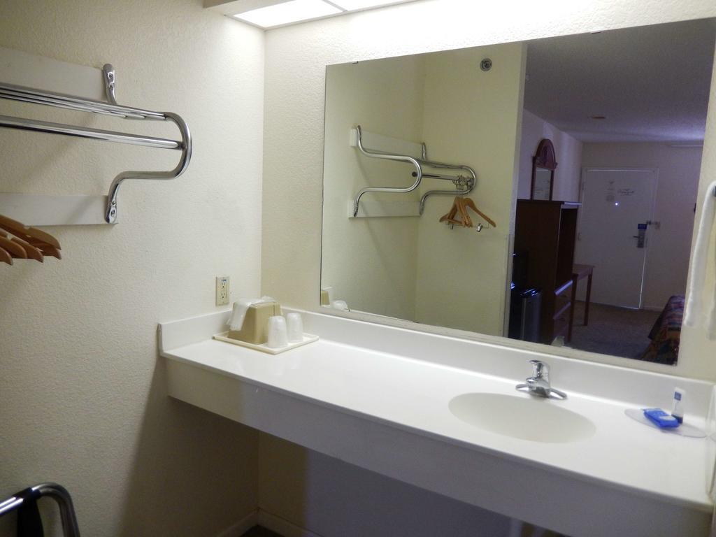 Motel 6-Azle, Tx Exteriör bild